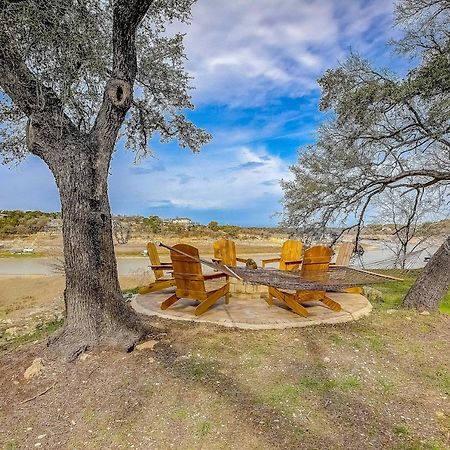 Lakeview Lodge Spicewood エクステリア 写真