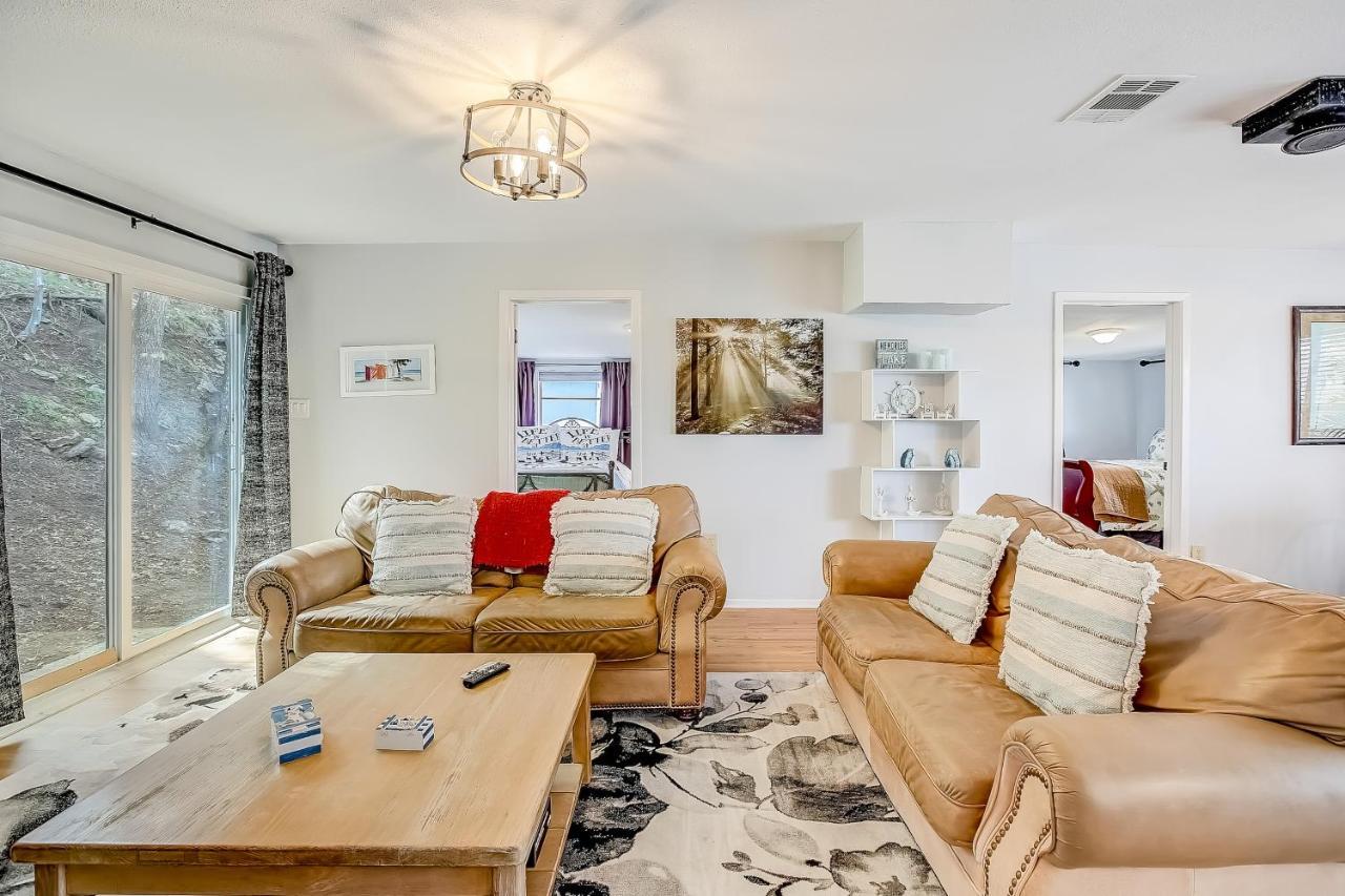 Lakeview Lodge Spicewood エクステリア 写真