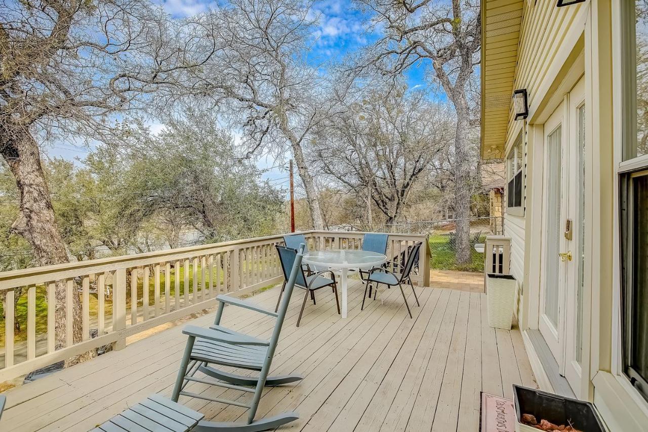 Lakeview Lodge Spicewood エクステリア 写真