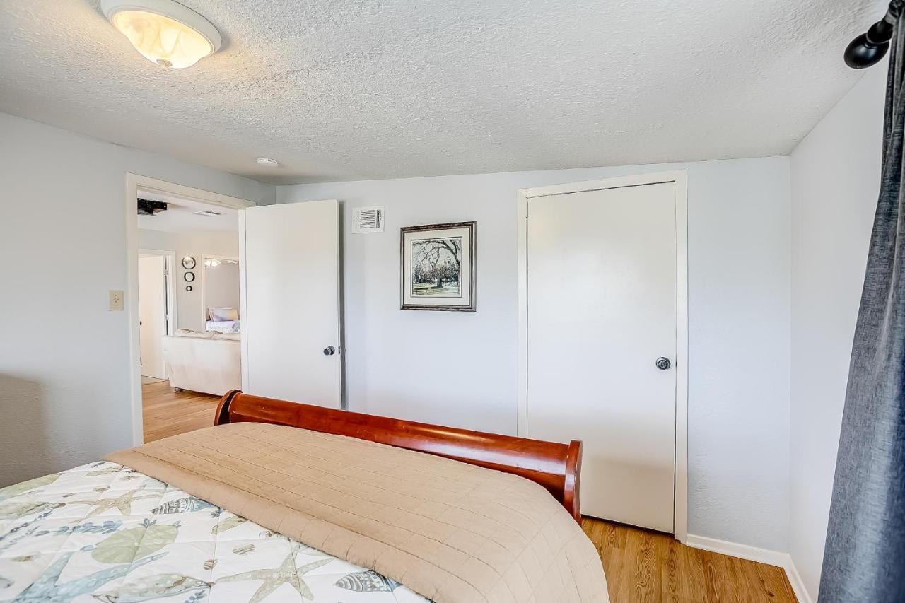 Lakeview Lodge Spicewood エクステリア 写真