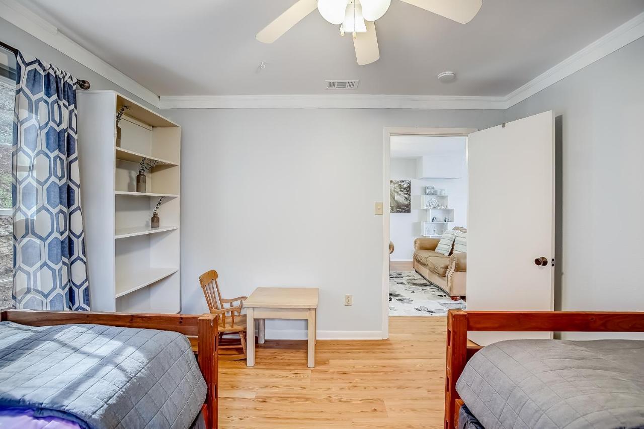 Lakeview Lodge Spicewood エクステリア 写真